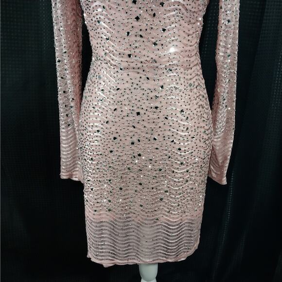 NWOT! WINDSOR! PEACHY PINK ULTRA STRETCH JEWELED, SHIMMERING DRESS! SZ L - Picture 4 of 11